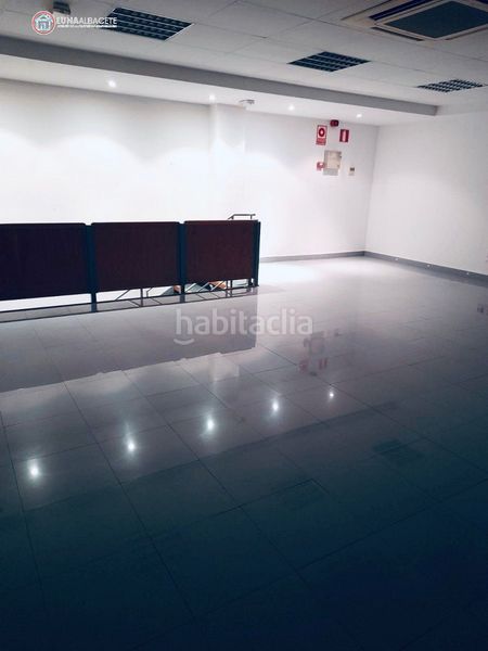 Foto 9eb00785-3ce4-43b8-814b-57a93ac5514d. Local comercial a Centro Albacete