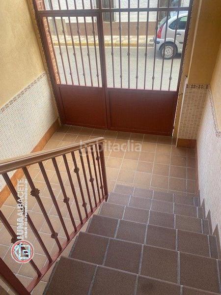 Foto 9320d04b-a331-4d1f-b570-6bb55618bf34. Planta baja  en venta en vereda, 3 dormitorios. en Albacete