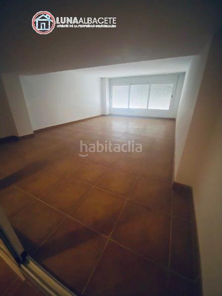 Foto ad8d80fd-f9a2-48de-8d16-43f3c417e811. Planta baja  en venta en vereda, 3 dormitorios. en Albacete