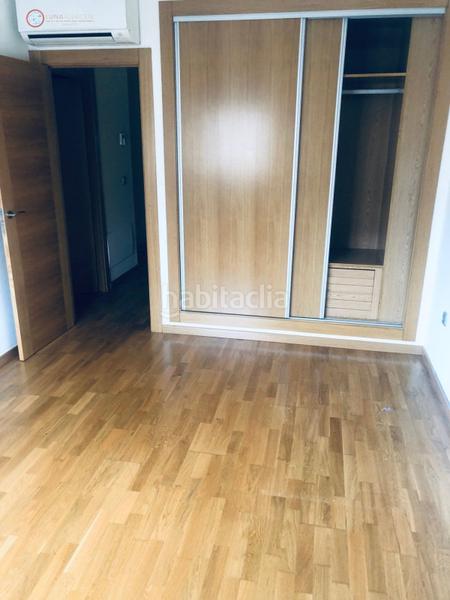 Foto e3396eb9-7d2e-40dc-b679-850c5e1ed586. Casa adossada amb calefacció a Facultad de Medicina Albacete