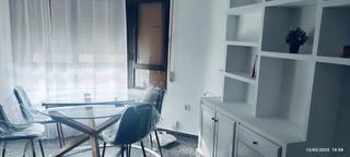 Lloguer Apartament  Baños. Apartamento en alquiler en feria, 2 dormitorios.