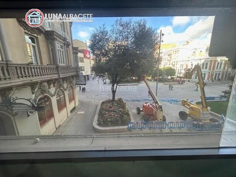 Foto ce8a4c22-7f79-47d7-8a18-d3006f6abc66. Bureau avec chauffage dans Estación Albacete