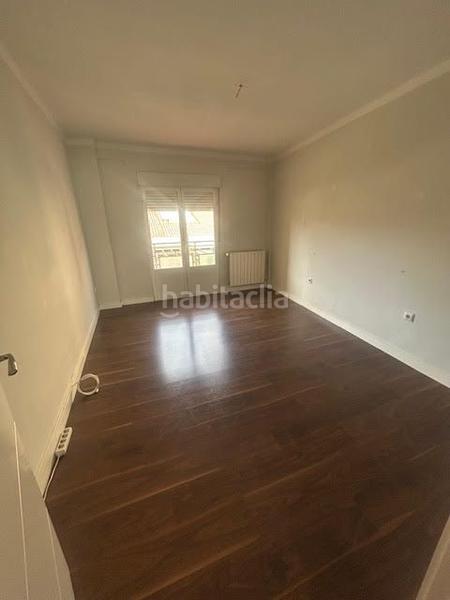 Foto d471086a-4ed1-4025-8b0e-2d2db4924d5c. Rent flat with heating in Centro Albacete