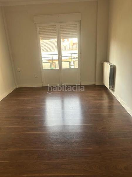 Foto fcac3002-b2c4-42f3-b574-423f1c793a90. Rent flat with heating in Centro Albacete
