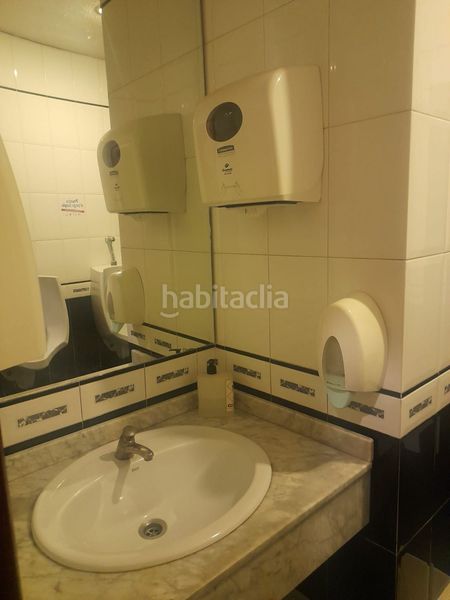 Foto 7fce525f-c636-4134-9fda-9bc1c26741ab. Local comercial a Centro Albacete