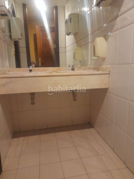 Foto 93d88214-34c8-4a04-88d7-1faf33d64f7b. Local comercial a Centro Albacete
