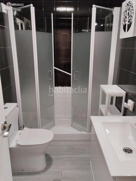 Foto 1e0ee800-b062-4877-b66b-2d0f48b9a51b. Alquiler apartamento  en alquiler en industria, 1 dormitorio. en Albacete