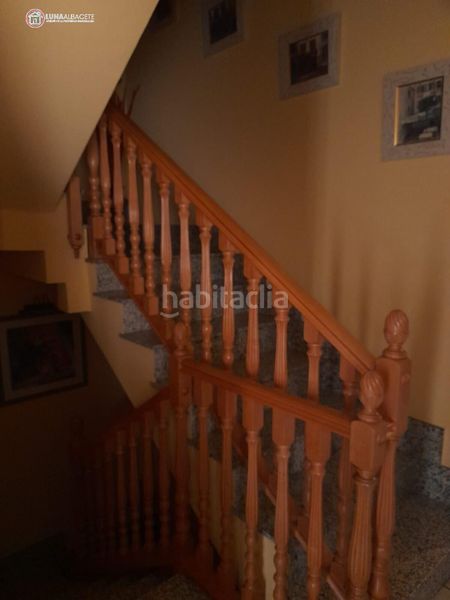 Foto 23b1d199-ae8b-4b87-88f9-05afd67bbd0d. Casa amb calefacció aparcament a Ensanche - Franciscanos Albacete