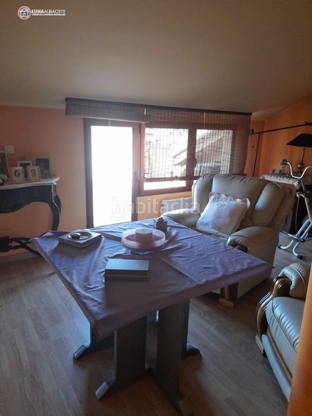 Foto a56ec33f-a382-46b0-bbcf-14ef498eead9. Casa amb calefacció aparcament a Ensanche - Franciscanos Albacete