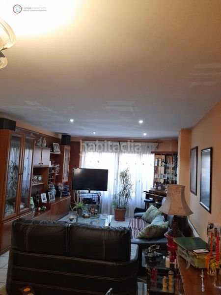 Foto b39acc3c-0a83-49df-b91b-865b8654e909. Casa amb calefacció aparcament a Ensanche - Franciscanos Albacete