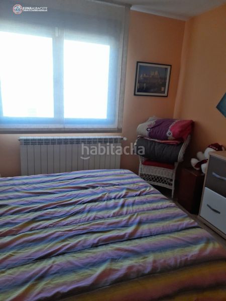 Foto ddbf70c9-1577-4d5f-bbfe-fffccc0ffe36. Casa amb calefacció aparcament a Ensanche - Franciscanos Albacete
