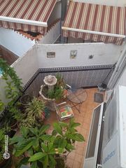 Pis en Carretas - Pajarita. Triplex en venta en carretas, 5 dormitorios.