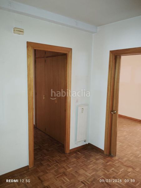 Foto f7209b01-c087-4685-b667-6ad370009a1a. Pis amb aparcament a Centro Albacete