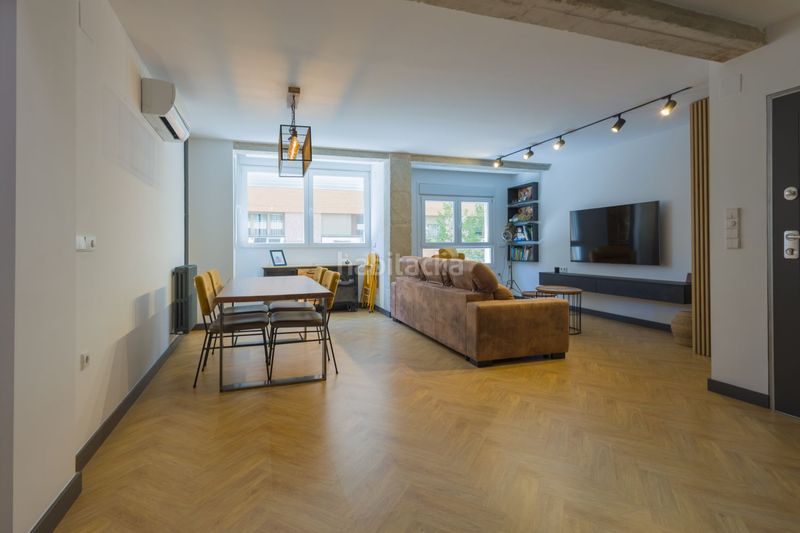 Foto 96bb7d2b-c3e3-414e-a56f-4047e8c5890d. Flat with heating parking in Centro Albacete