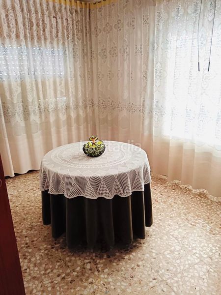 Foto 0a7131aa-da11-4409-b7ea-b8ff25f0463f. Casa amb calefacció aparcament a Robledo