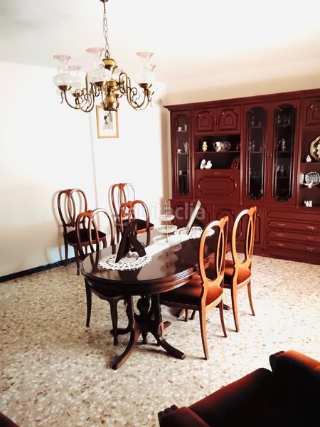 Foto 95d94649-06f6-4bd9-aff2-ee2a9ea59683. Casa amb calefacció aparcament a Robledo