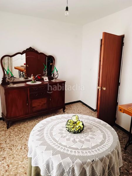 Foto fee8d6d2-239d-4206-87ca-a56ed6561406. Casa amb calefacció aparcament a Robledo