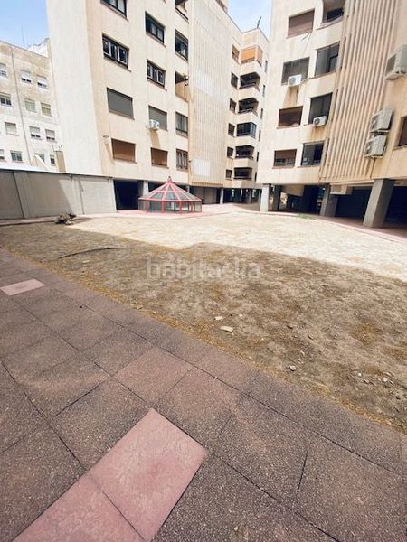 Foto b72affaf-df12-4b2c-98b3-877204baed85. Apartament amb calefacció aparcament a Centro Albacete