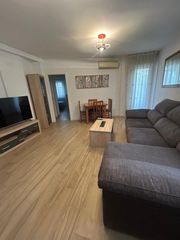 Rent Apartment  Poniente. Apartamento en alquiler en feria, 2 dormitorios.