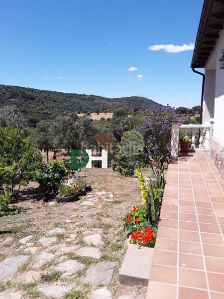 Foto a0020b10-b962-454b-9b48-3d0f72807de2. Casale con riscaldamento piscina in Los Pinos - El Pilar Plasencia