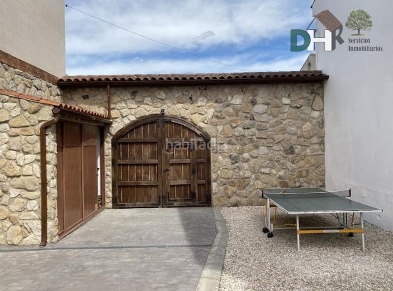 Foto 72fc1e92-5775-4799-911f-1d62d23e364b. Casa amb calefacció aparcament piscina a Valdefuentes