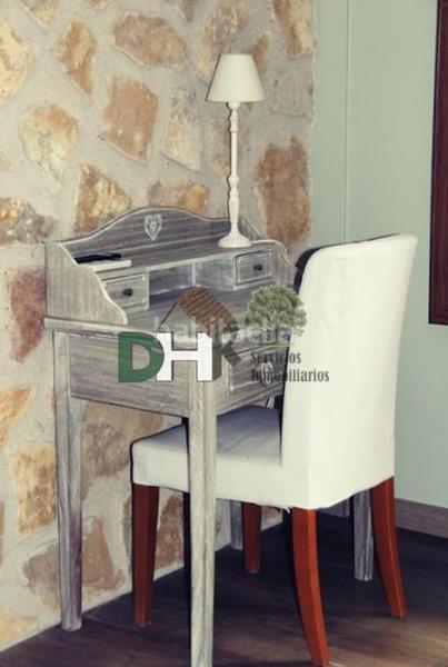 Foto bc615689-1c17-4757-8a40-80340f14bc61. Casa amb calefacció aparcament piscina a Valdefuentes