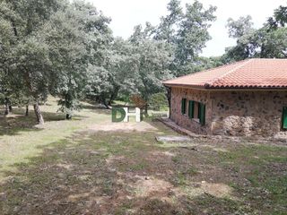Country house in Perales del Puerto. Perales del puertofinca de recreo