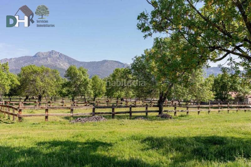 Foto 26130fc2-5035-4a91-8cd2-2719f2aa6a6e. Terrain résidentiel dans El Pardo Madrid