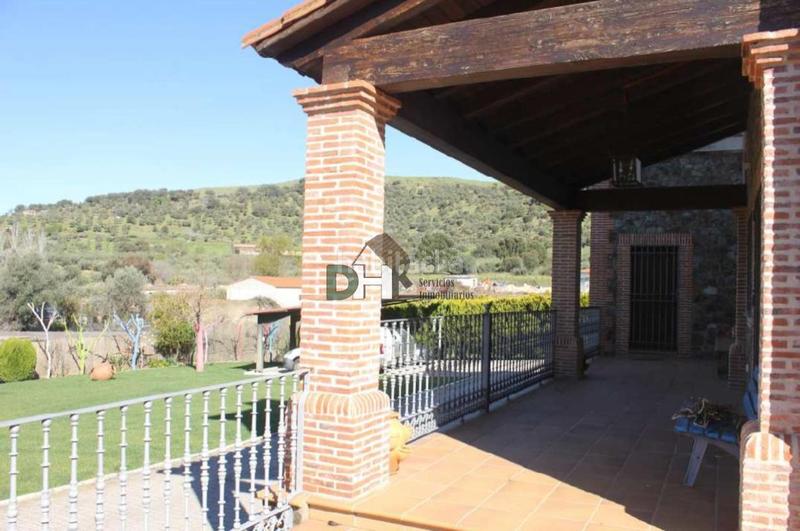 Foto 5fd7399c-34e1-4570-ab6c-d00886f81052. Casa cañamerocasa en Berzocana