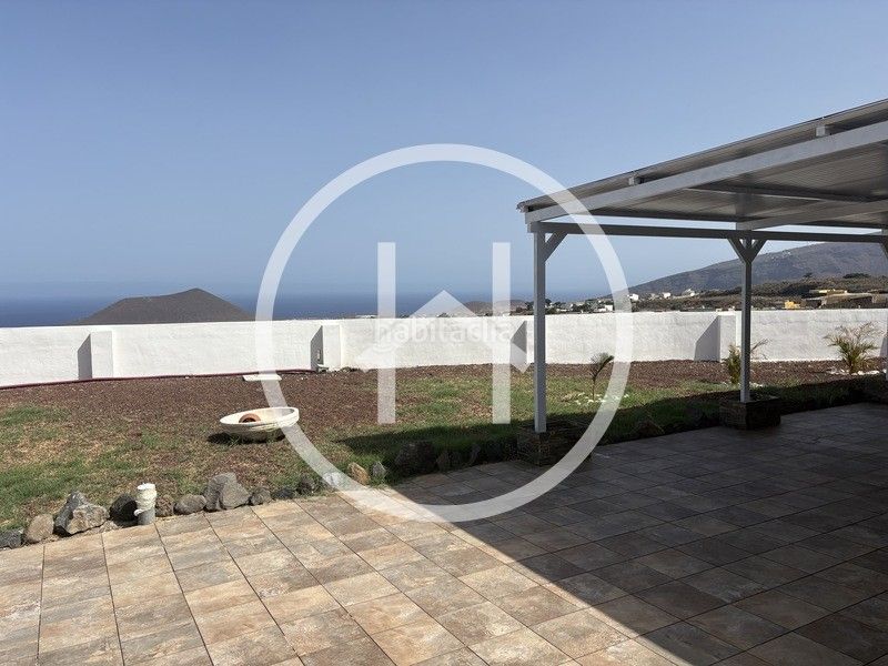 Foto f0e690a6-50e9-4a9f-a742-ad3a77d835c3. Xalet amb aparcament piscina a Centro Güímar