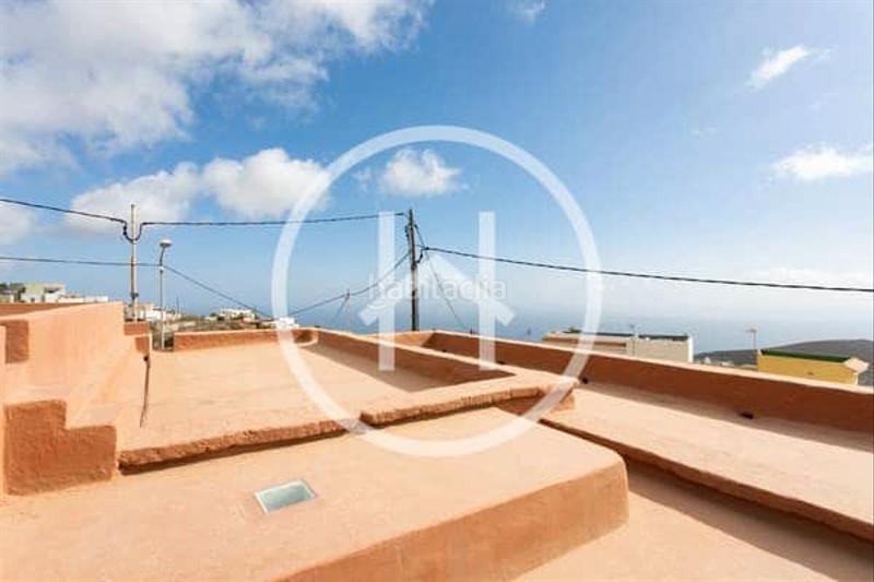 Foto b089956b-6814-497d-ba5b-be83d497ae08. Casa amb aparcament a Fasnia