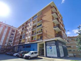 Pis  Calle monasterio de irache. Estupenda vivienda situada en el barrio de san juan