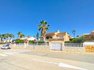 Casa a Rojales. En intasun homes nos complace ofrecer en el mercado de manera ex