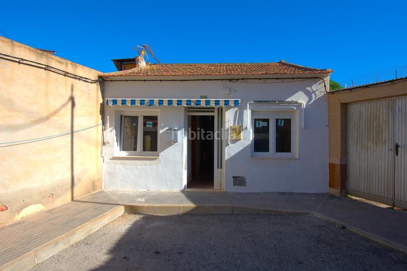Foto b4c0ea8c-9334-4596-b069-42d313b14e15. Maison jumelée dans Rojales
