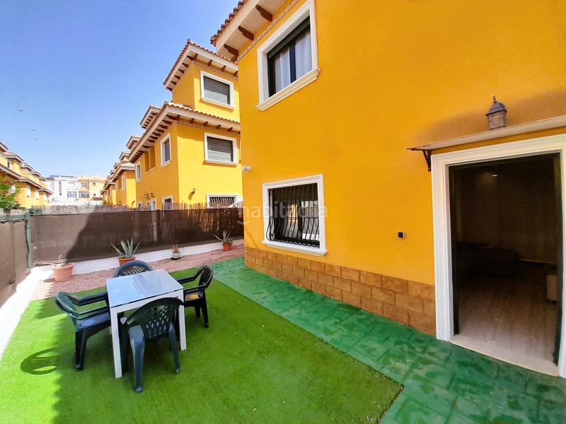 Foto 07068661-d7fa-4444-850f-eb61c5f1aa66. Casa a schiera in Benijófar