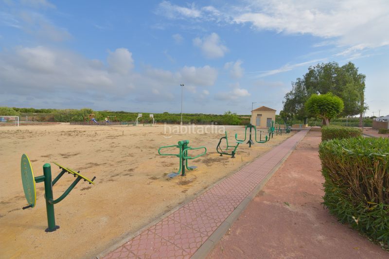 Foto bd842285-5094-4122-9c7f-212e922e9715. Casa adossada a Algorfa