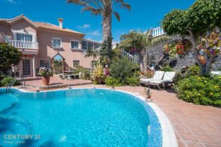 Chalet  Calle medano beach. Chalet en venta en el medano.