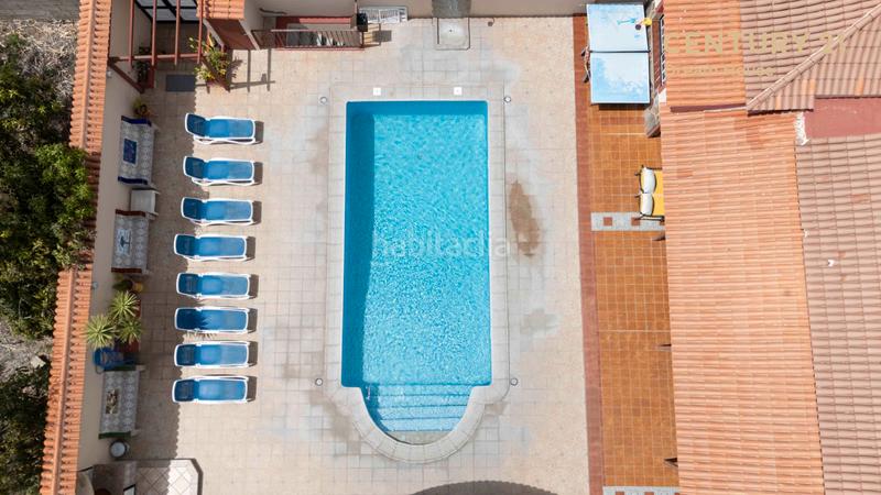 Foto 27365d6e-7375-49f7-b26f-12558399b5ad. Chalet en tf-652 3 chalet en las galletas en venta en Arona