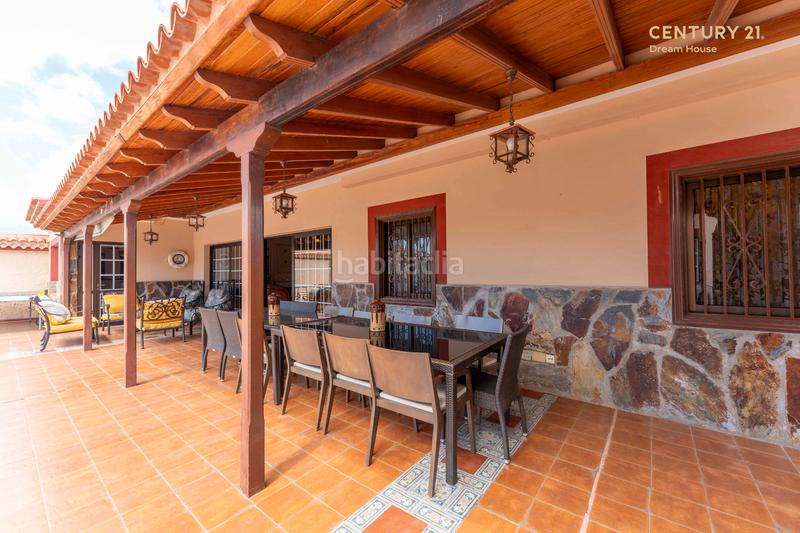 Foto 304d0322-446d-4d1c-b66e-f4ed7082afb7. Chalet en tf-652 3 chalet en las galletas en venta en Arona