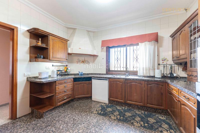 Foto 542a8713-1036-4e99-adb4-0c9f1b802c06. Chalet en tf-652 3 chalet en las galletas en venta en Arona