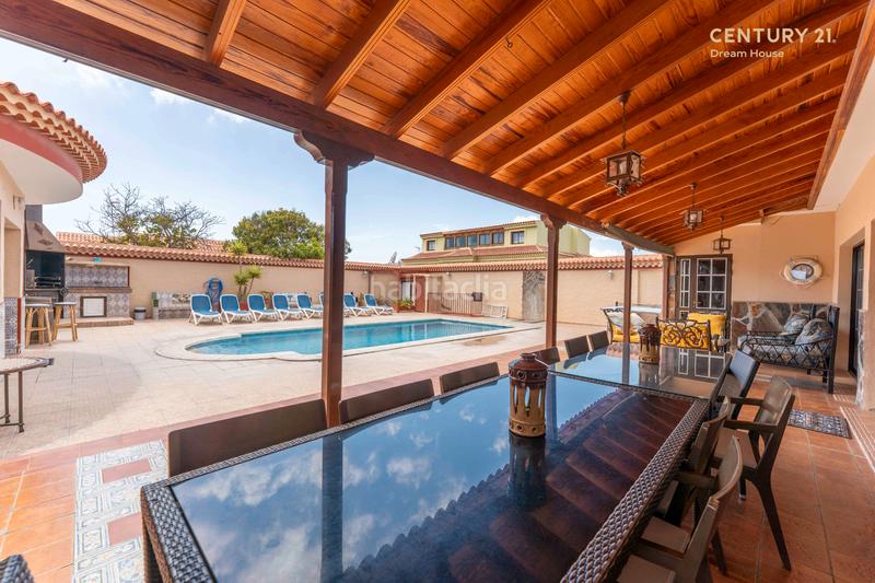 Foto e49f426c-a854-4666-a305-3b360f1dc988. Chalet en tf-652 3 chalet en las galletas en venta en Arona