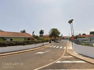 Terreny residencial  Calle chopin. En venta,  terreno con construccion en  la laguna