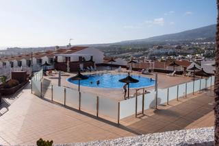 Apartament a Adeje. Piso en venta en villas canarias,  adeje