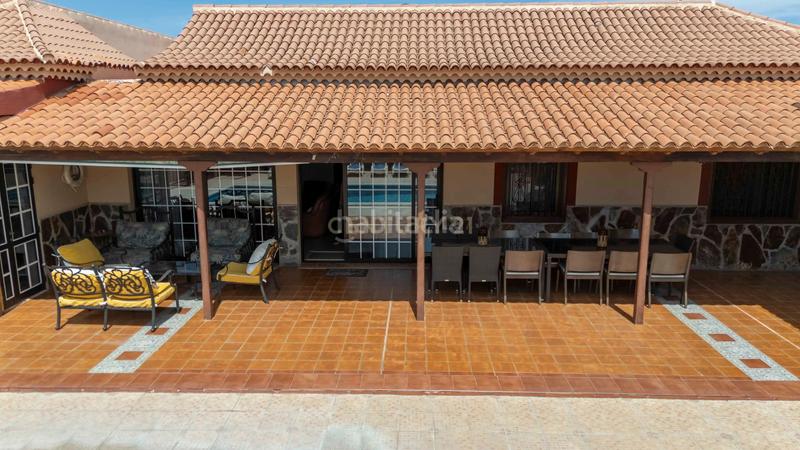 Foto 03ec9548-423b-4ac1-adcd-60fd65573964. Casa amb aparcament piscina a Las Rosas Arona