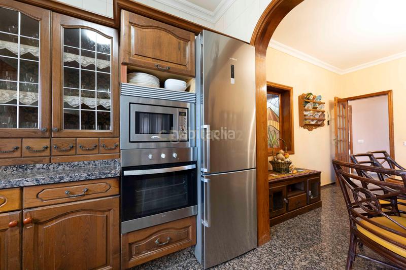 Foto 1d2a6ba3-dfaa-49c2-ac77-06d146c28fa2. Casa amb aparcament piscina a Las Rosas Arona