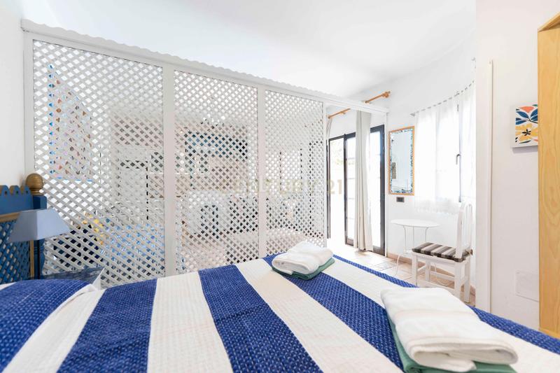 Foto 7b1fc0bf-7d90-4e8b-9b08-15d387962fe8. Casa amb aparcament piscina a Las Rosas Arona