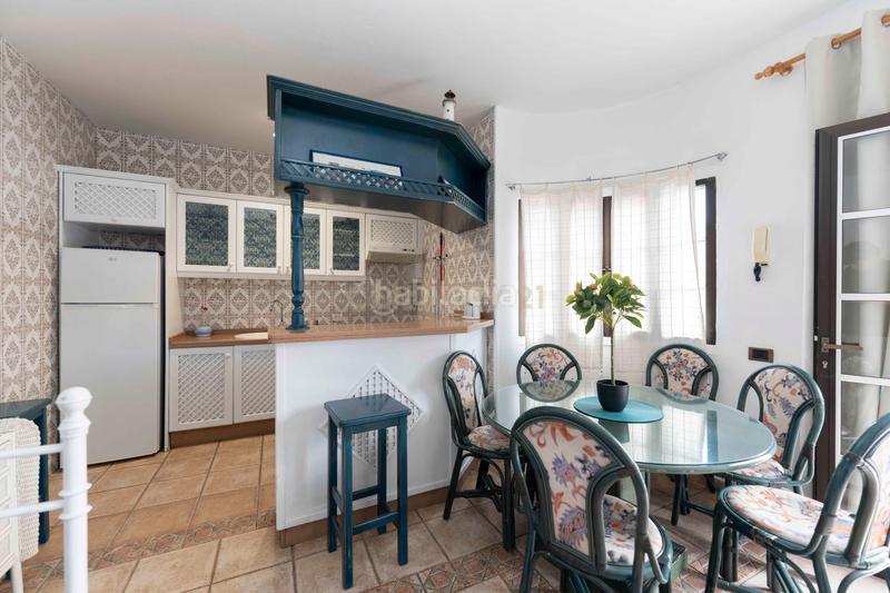 Foto b1cf2b15-f5bf-412b-85ac-83e069cb491f. Casa amb aparcament piscina a Las Rosas Arona