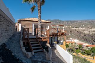 Maison à La morra   2. Chalet independiente  con terreno en arico .