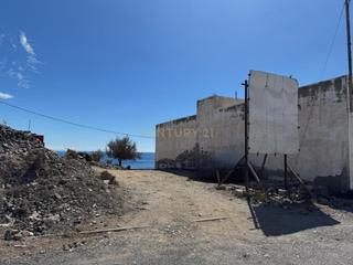 Terreny residencial a Calle el drago, spain. Terreno urbano en venta en las eras. arico