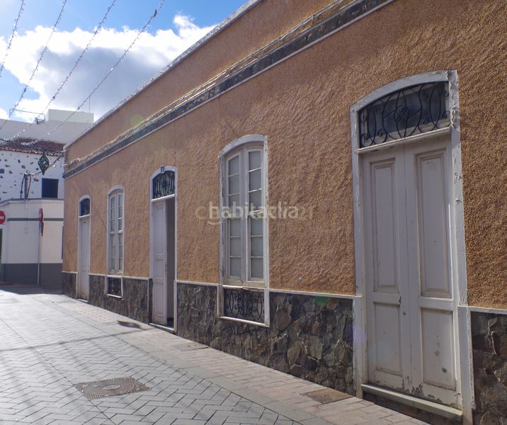 Foto a3e4d61f-71b8-4d0b-83fd-1631aeb1492d. Casa in calle arriba in Guía de Isora interior Guía de Isora